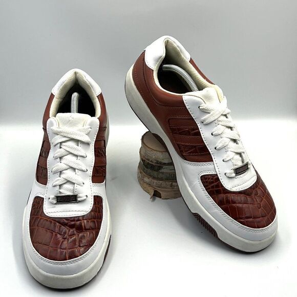GBX Flow Dress Sneaker - Picture 9 of 9